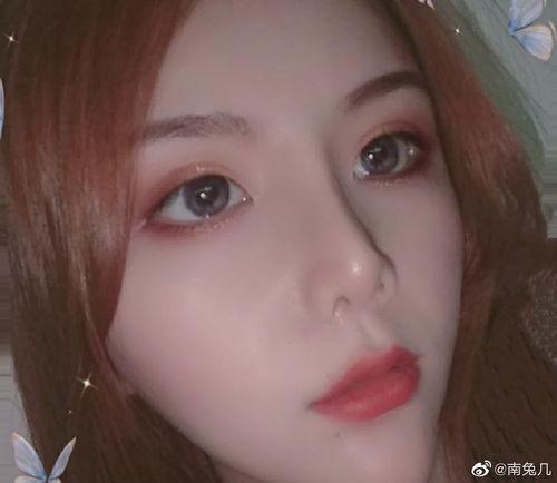 吃瓜红,网络红人的崛起与影响力